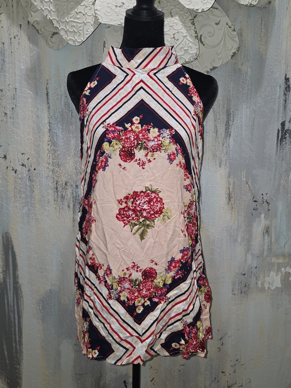 NWT Suzanne Betro Pink and Navy Floral Halter Tunic
